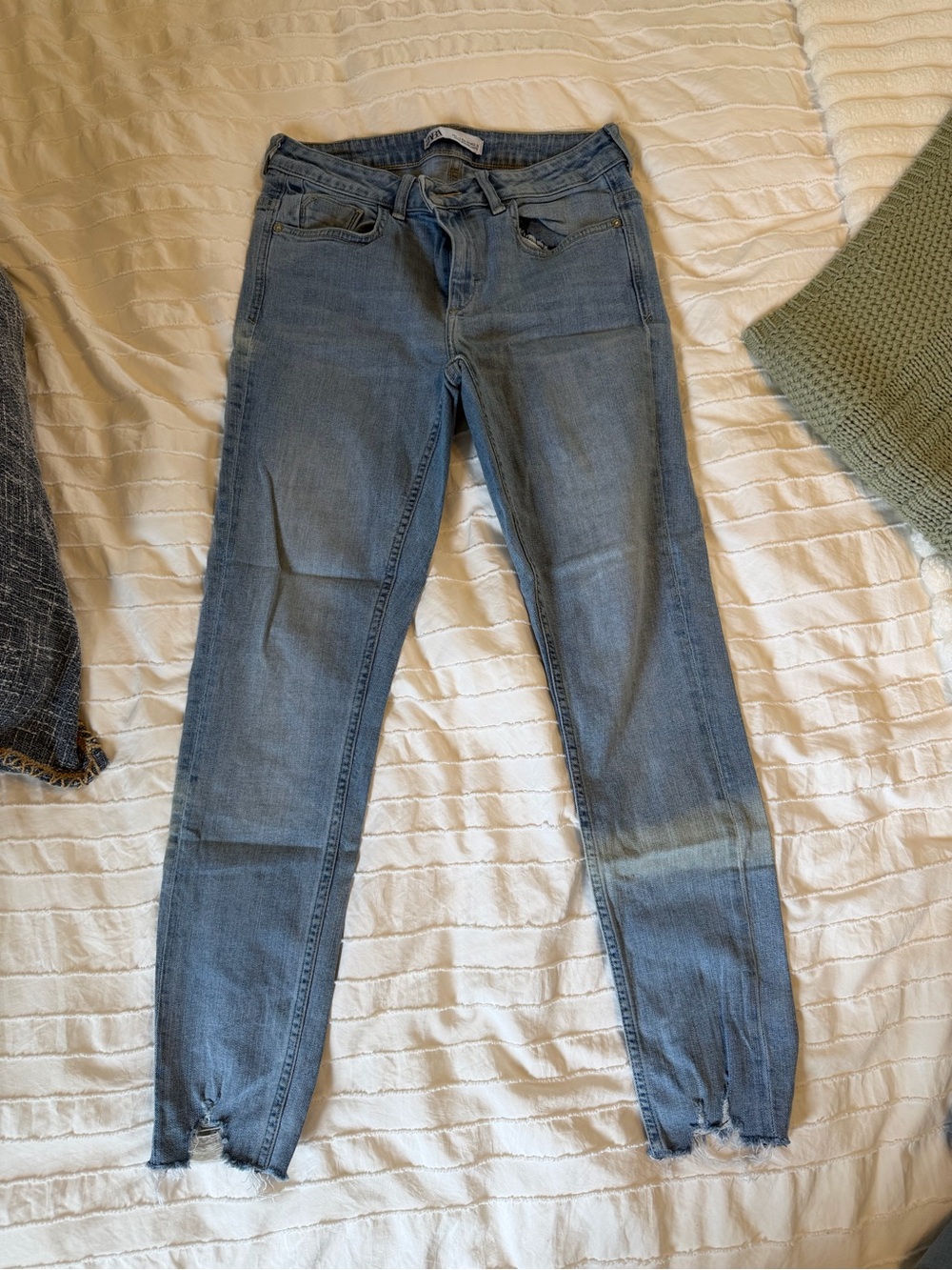 Zara Light Blue Women's Skinny Jeans
